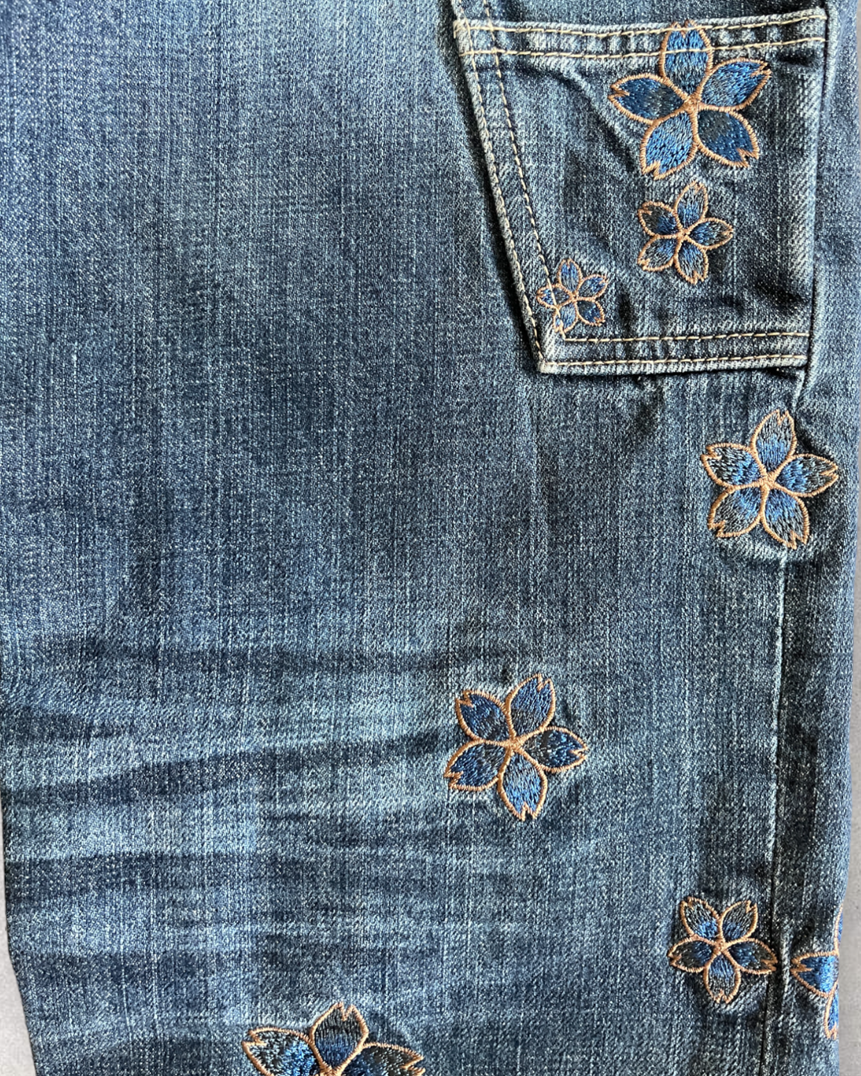 Sakura pattern Japanese embroidery vintage jeans