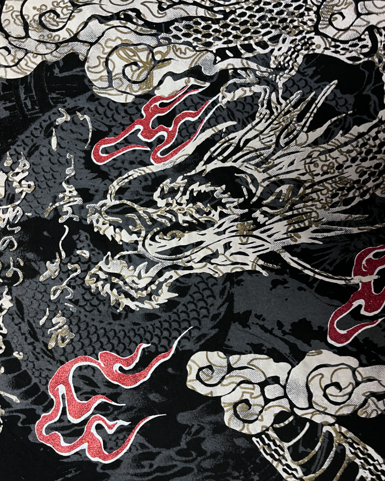 A powerful dragon t-shirts Vintage