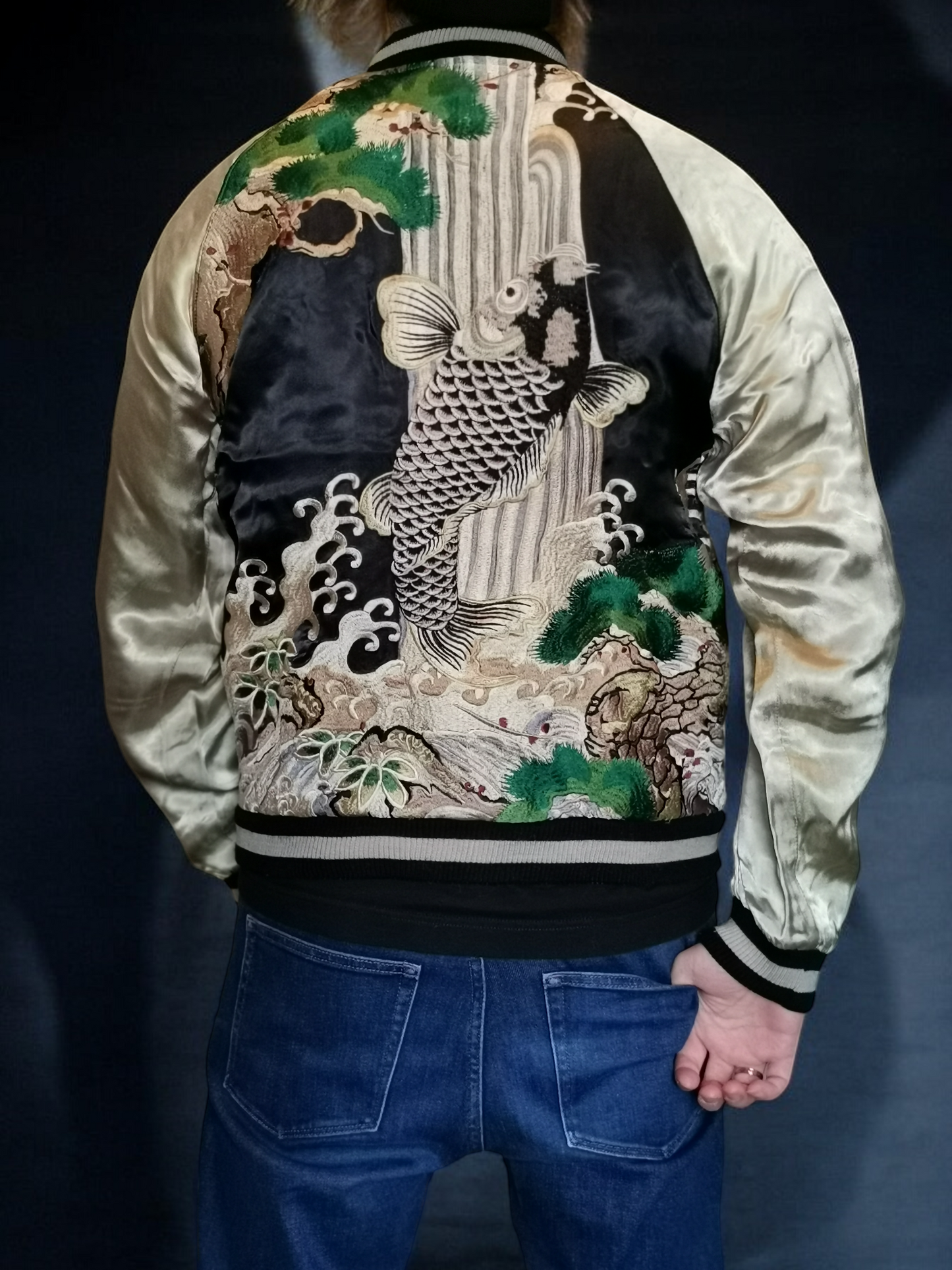 Rare Reversible M size Flying Hakurei Koi Bomber jacket sukajan | Autumn/Winter | Vintage