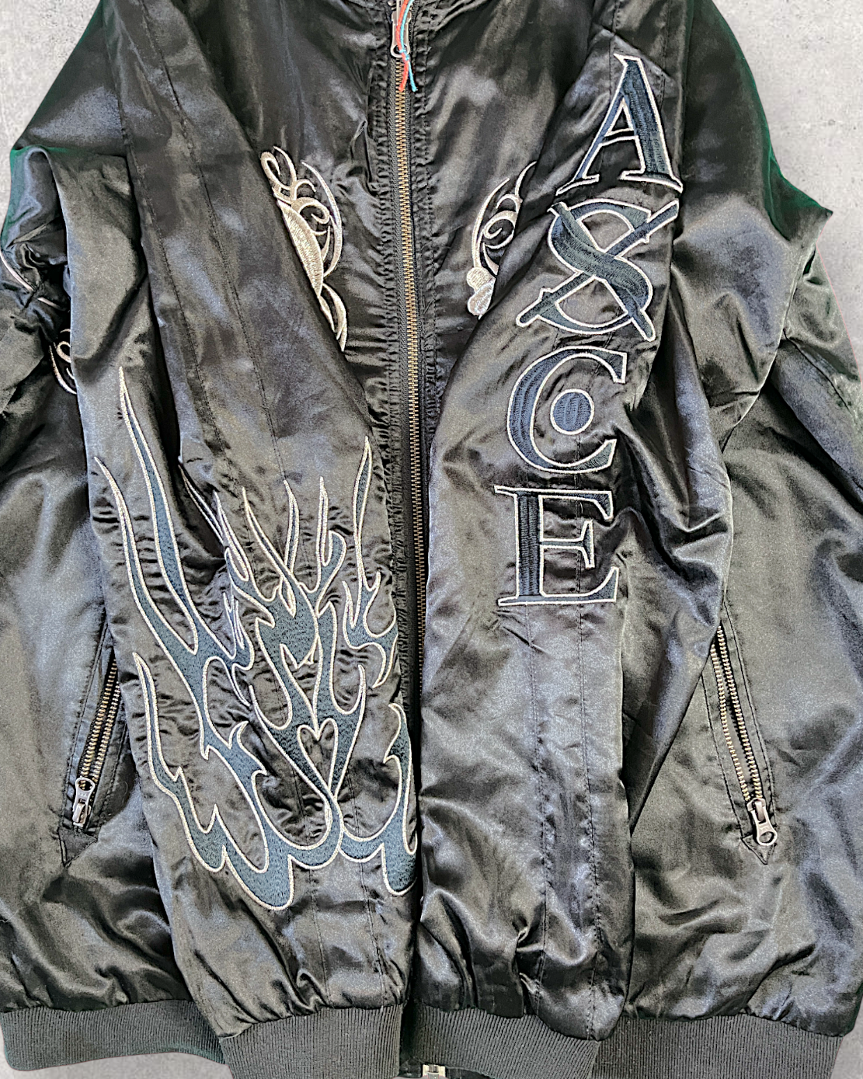 【XL・Reversible】Portgas D. Ace Souvenir Jacket|One Piece Official Embroidered Sukajan|Rare Anime Collectible