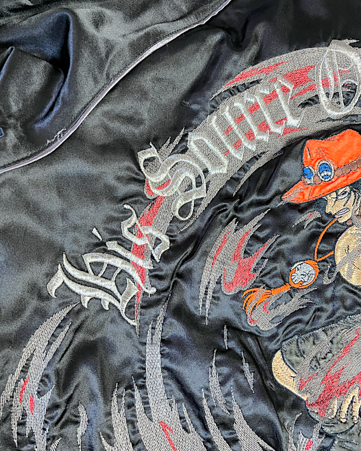 【XL・Reversible】Portgas D. Ace Souvenir Jacket|One Piece Official Embroidered Sukajan|Rare Anime Collectible