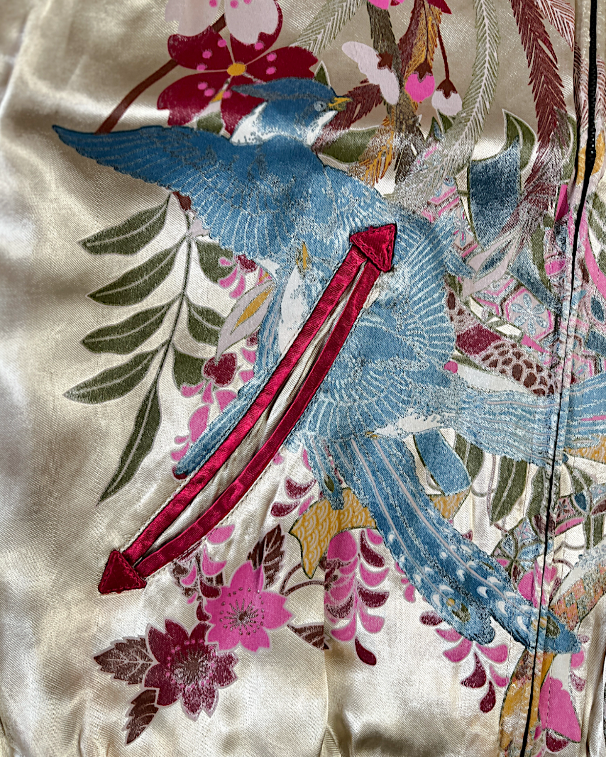 【M / Excellent Condition】Reversible Sukajan with Phoenix & Floral Embroidery|Rare One-of-a-Kind Japanese Souvenir Jacket