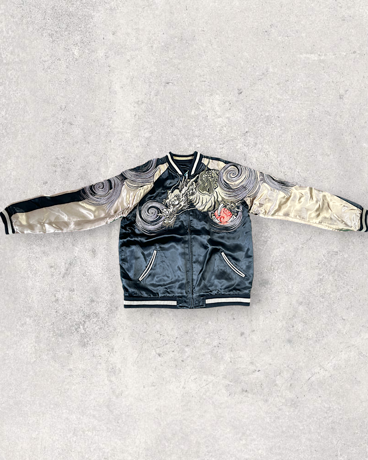 【XL Dragon Reversible Sukajan】Cloud-Embroidered Dragon × Brocade Pattern Sleeves | One-of-a-Kind Statement Jacket