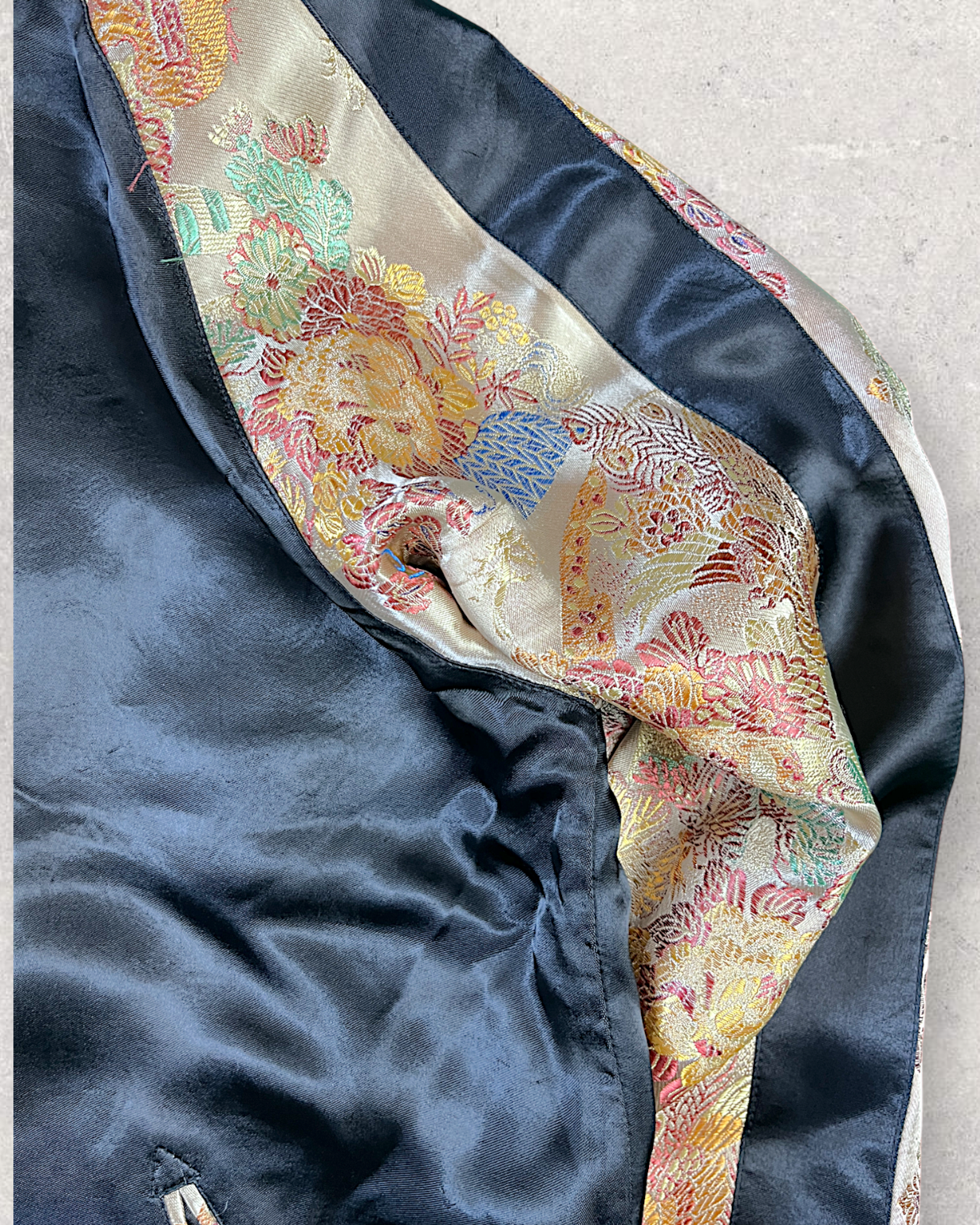【XL Dragon Reversible Sukajan】Cloud-Embroidered Dragon × Brocade Pattern Sleeves | One-of-a-Kind Statement Jacket