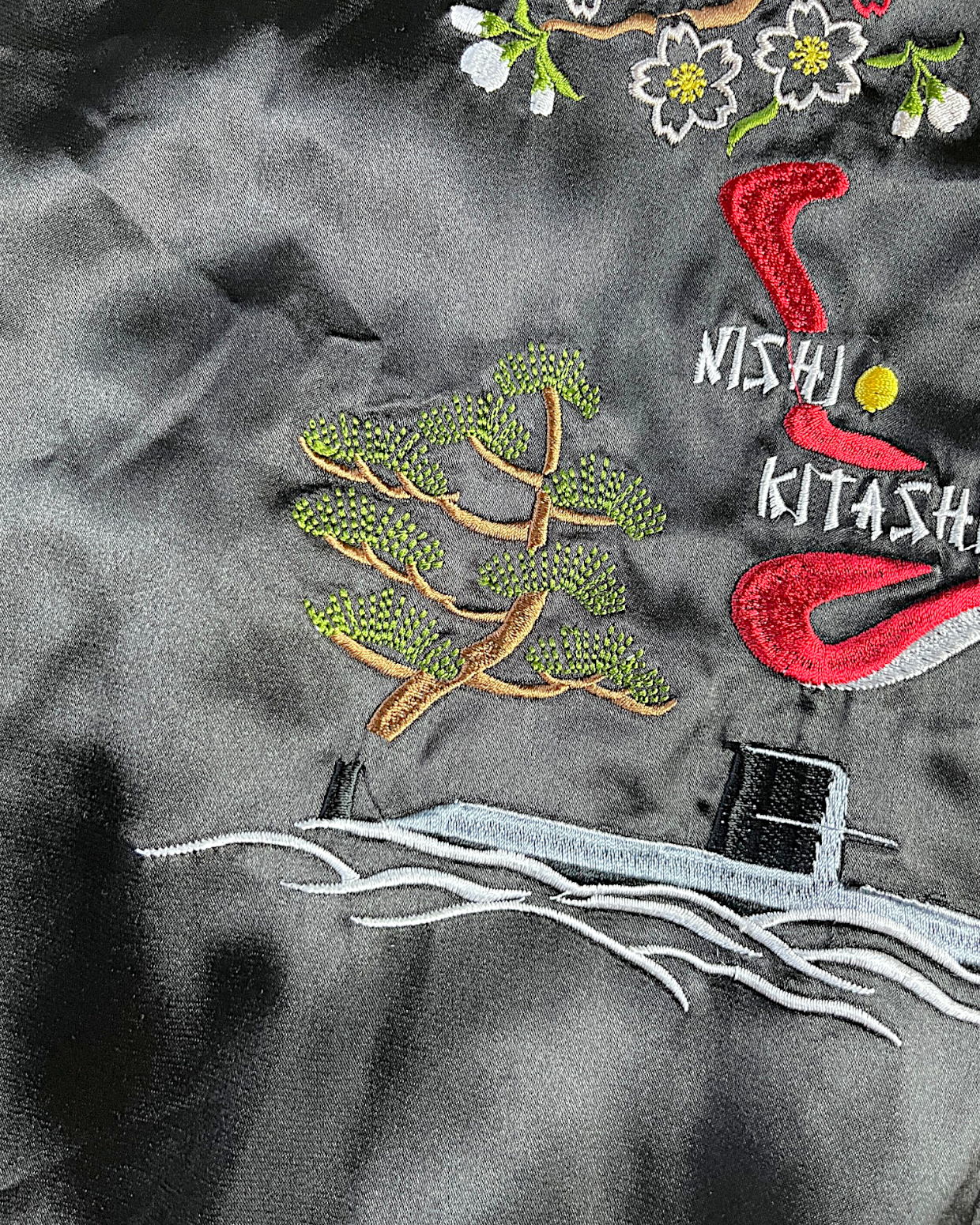 【XXL】Reversible Tiger & Dragon Sukajan Jacket XXL – Japanese Yokosuka Souvenir Jacket with Mt. Fuji Embroidery