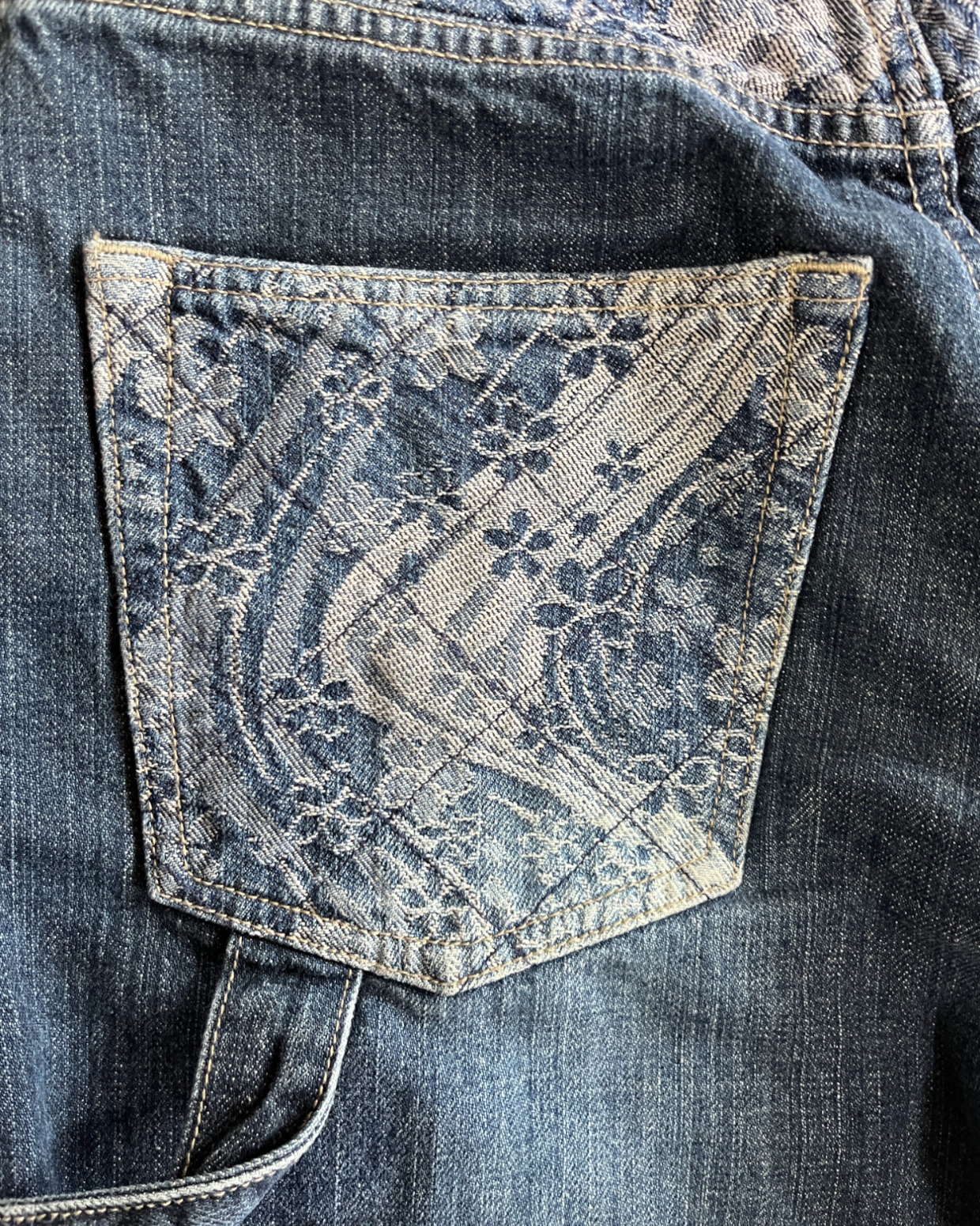 Sakura pattern Japanese embroidery vintage jeans