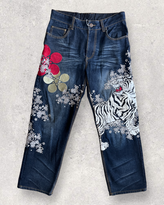 Japanese white tiger and pattern embroidery vintage jeans