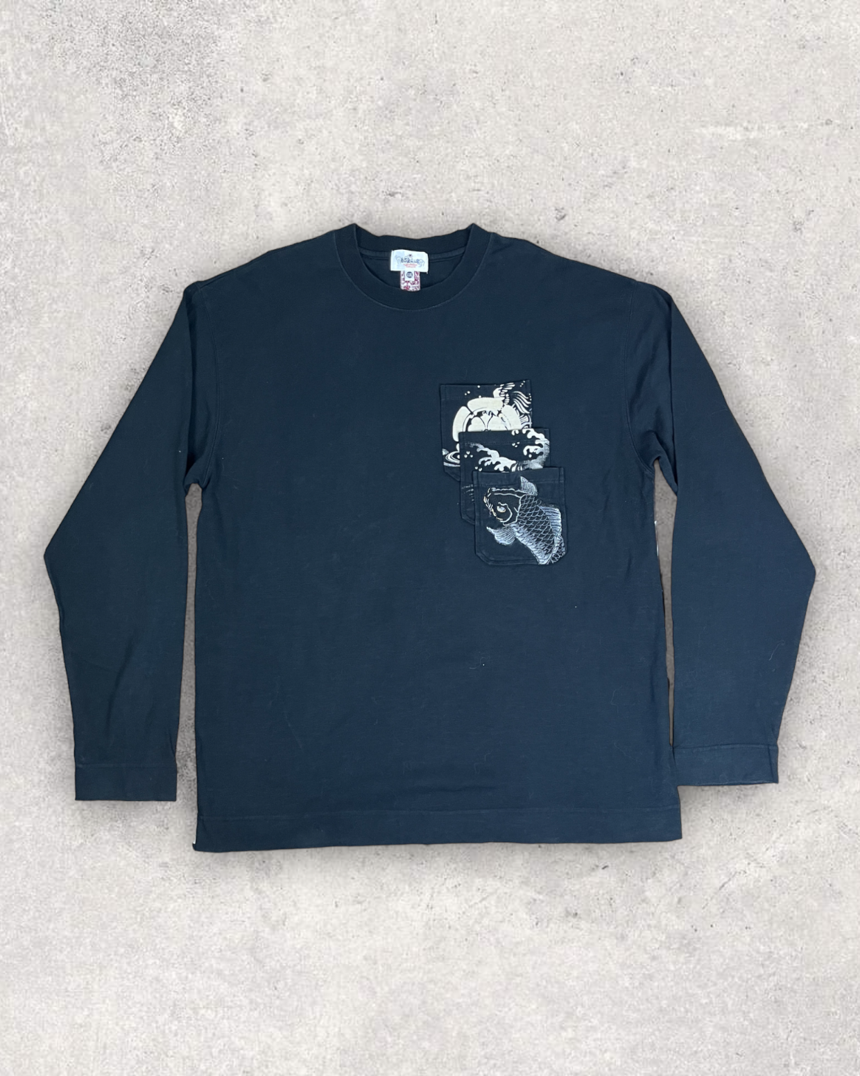 [KOI ON THE CLIFS] Vintage - Long sleeve shirt