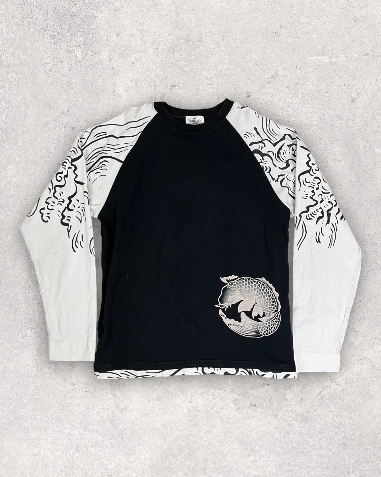 [The balance; Koi Dragon] Vintage - long sleeve shirt.