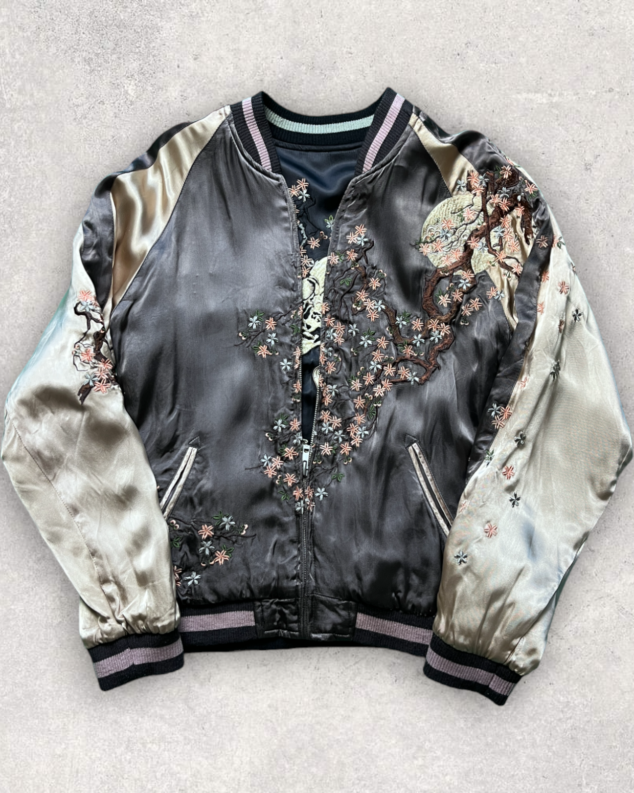 Embodiment of Utagawa Kuniyoshi's World: Skull Reversible Sukajan