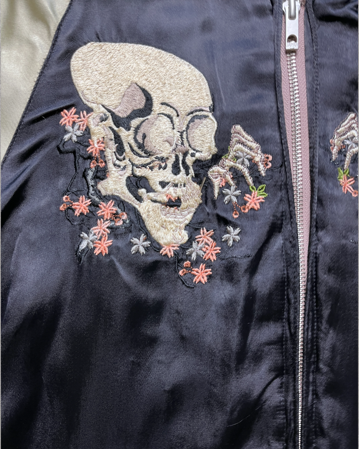 Embodiment of Utagawa Kuniyoshi's World: Skull Reversible Sukajan