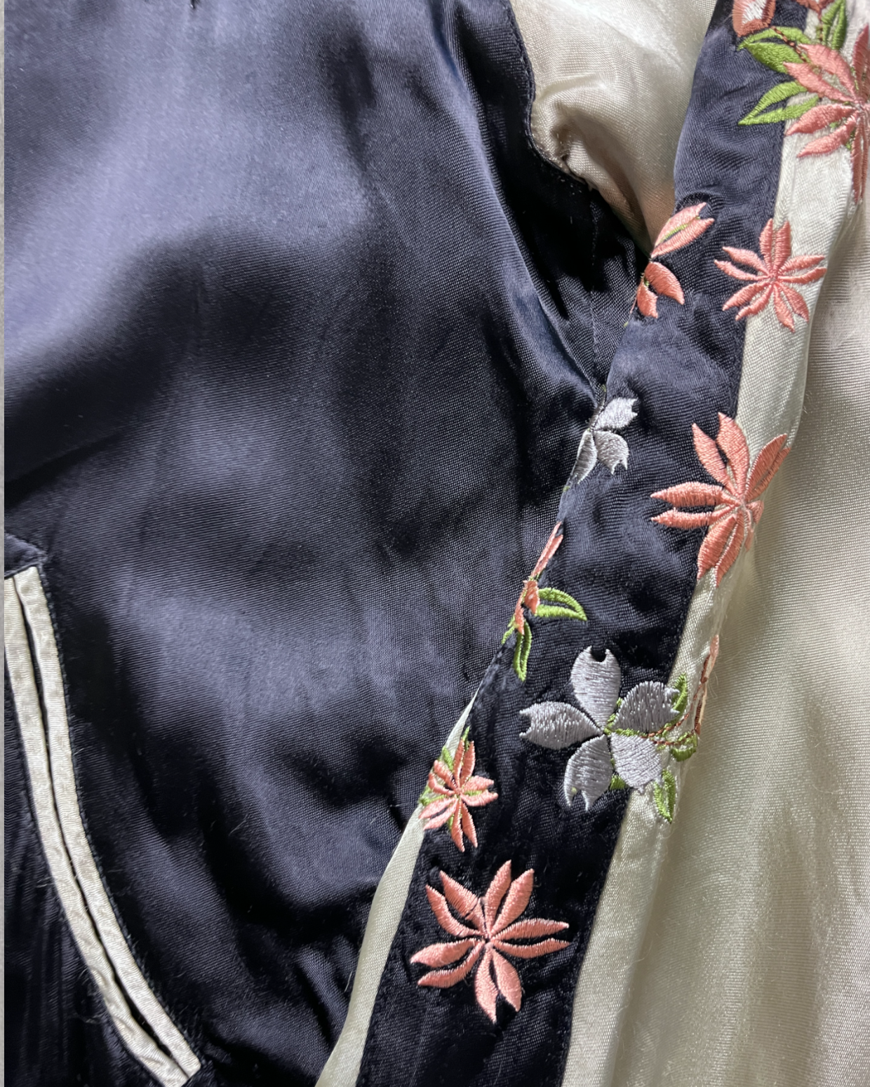 Embodiment of Utagawa Kuniyoshi's World: Skull Reversible Sukajan