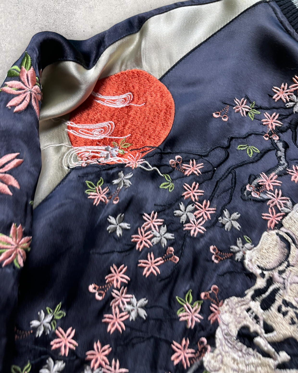 Embodiment of Utagawa Kuniyoshi's World: Skull Reversible Sukajan