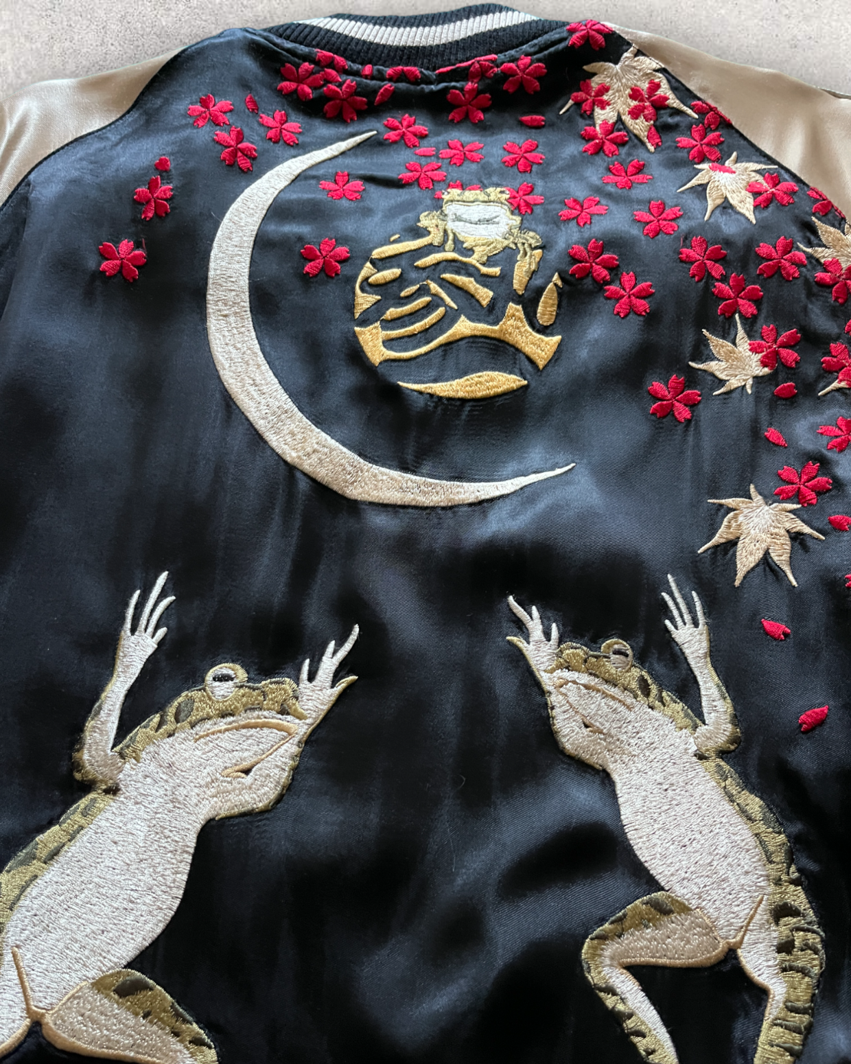 Ultra-Rare Reversible Sukajan: Popular Frog Black Jacket
