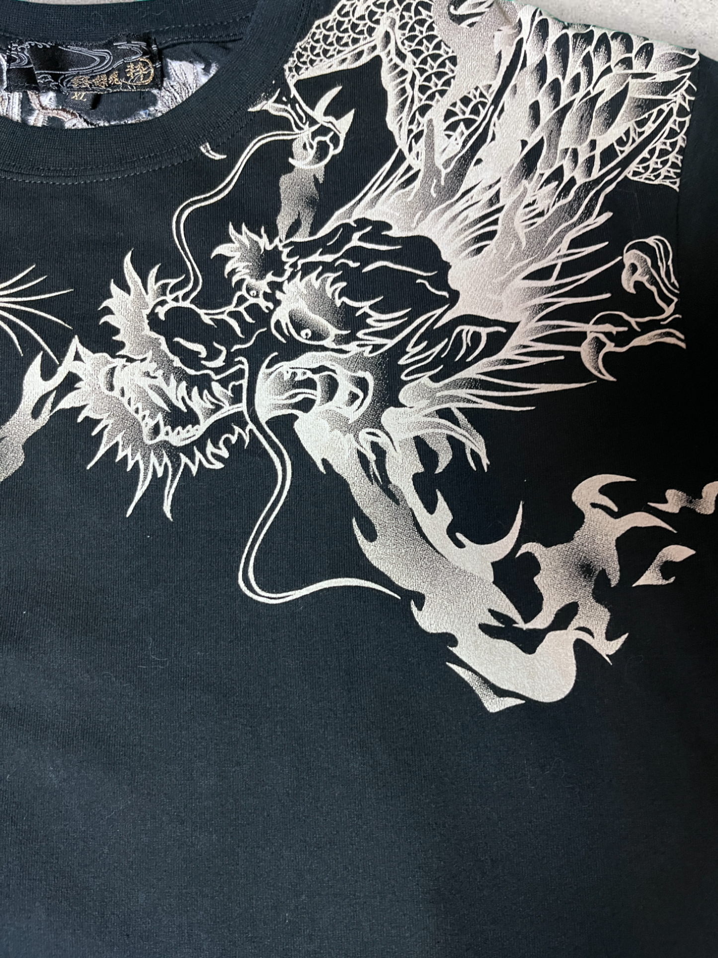 [Rare] KARAKURI-TAMASHII IKI Dragon and Tiger Embroidery Vintage T-shirt XL Large size