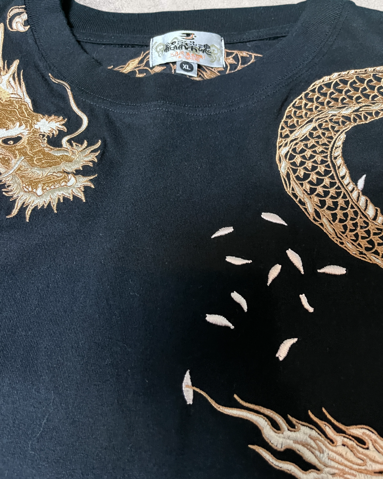Karakuri-tamashii Rare Gold dragon t-shirts | Vintage