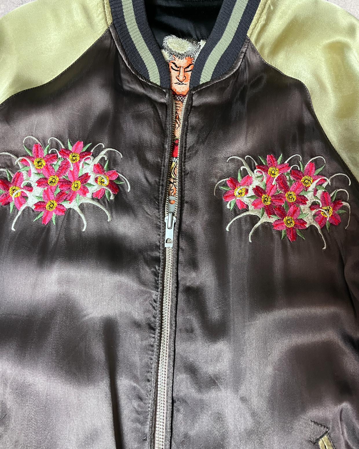 Super Rare One-of-a-Kind Sakura Skajan with Japanese Pattern Embroidery | Autumn/winter | Vintage