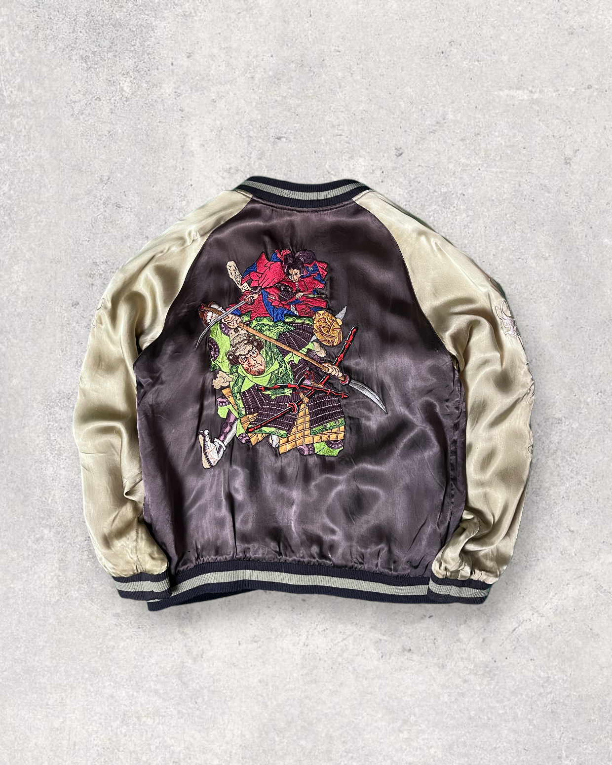 Super Rare One-of-a-Kind Sakura Skajan with Japanese Pattern Embroidery | Autumn/winter | Vintage