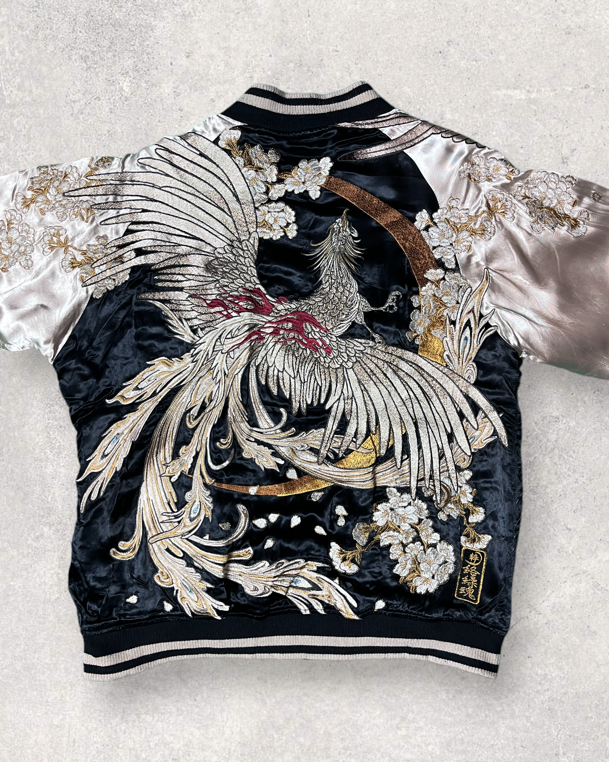 Gorgeous embroidery KARAKURI-TAMASHII iki Rayon Satin Reversible Skajan Japanese Pattern Tiger Dragon Phenix | Spring/Autumn | Vintage