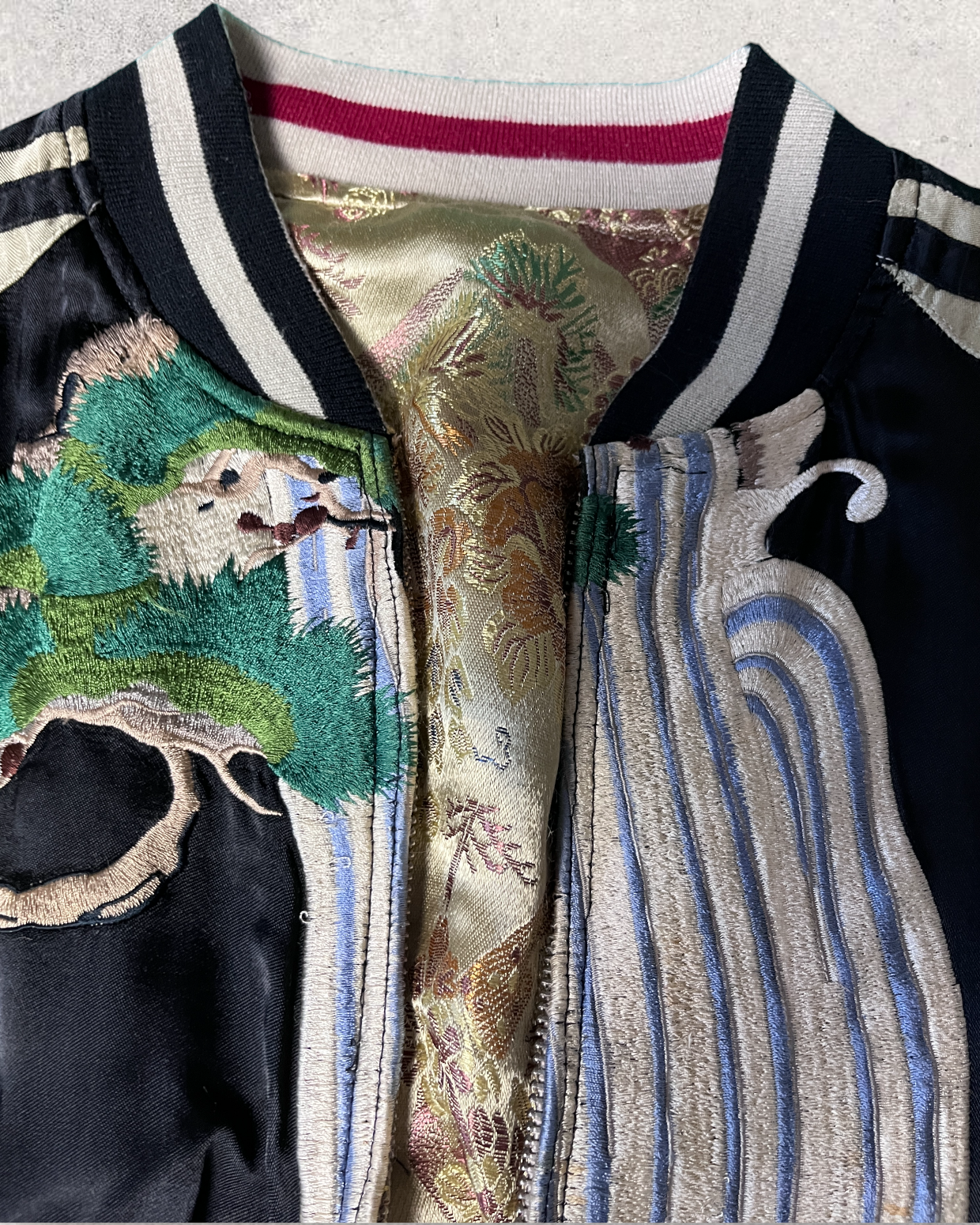 【L】Reversible Sukajan – Embroidered Koi Waterfall Japanese Satin Jacket