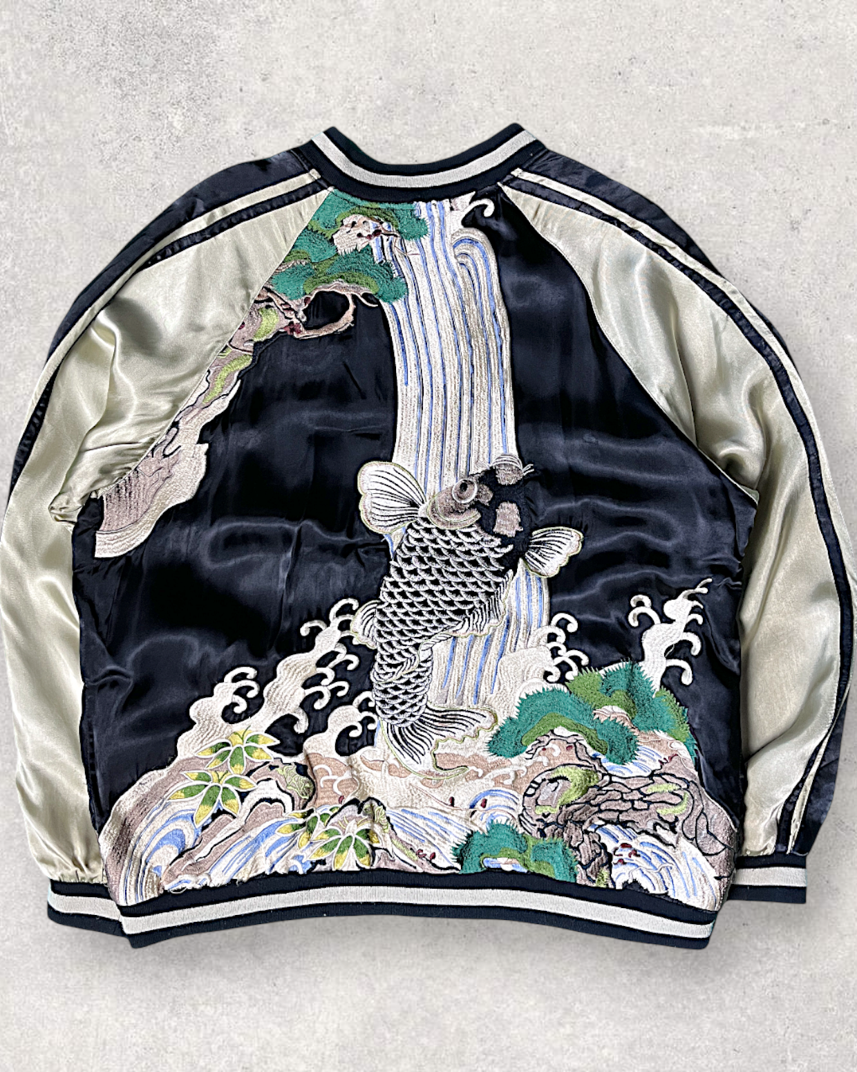 【L】Reversible Sukajan – Embroidered Koi Waterfall Japanese Satin Jacket