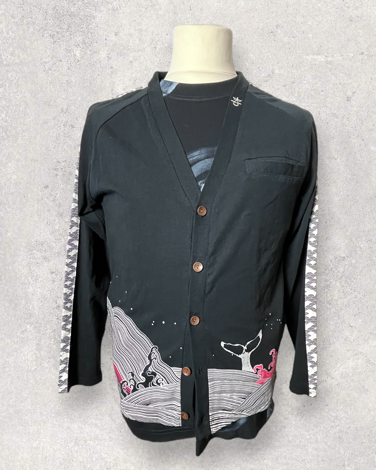 Kijin Japanese pattern whale cardigan | Vintage cardigan