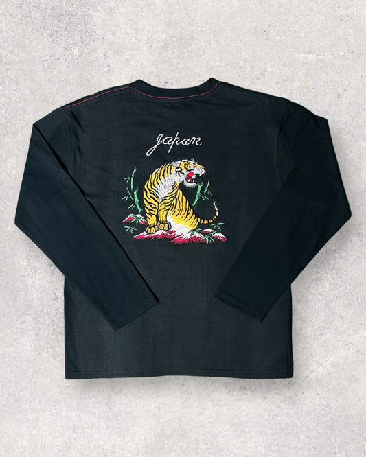 Tiger and KANJI design long sleeve t-shirts design Vintage