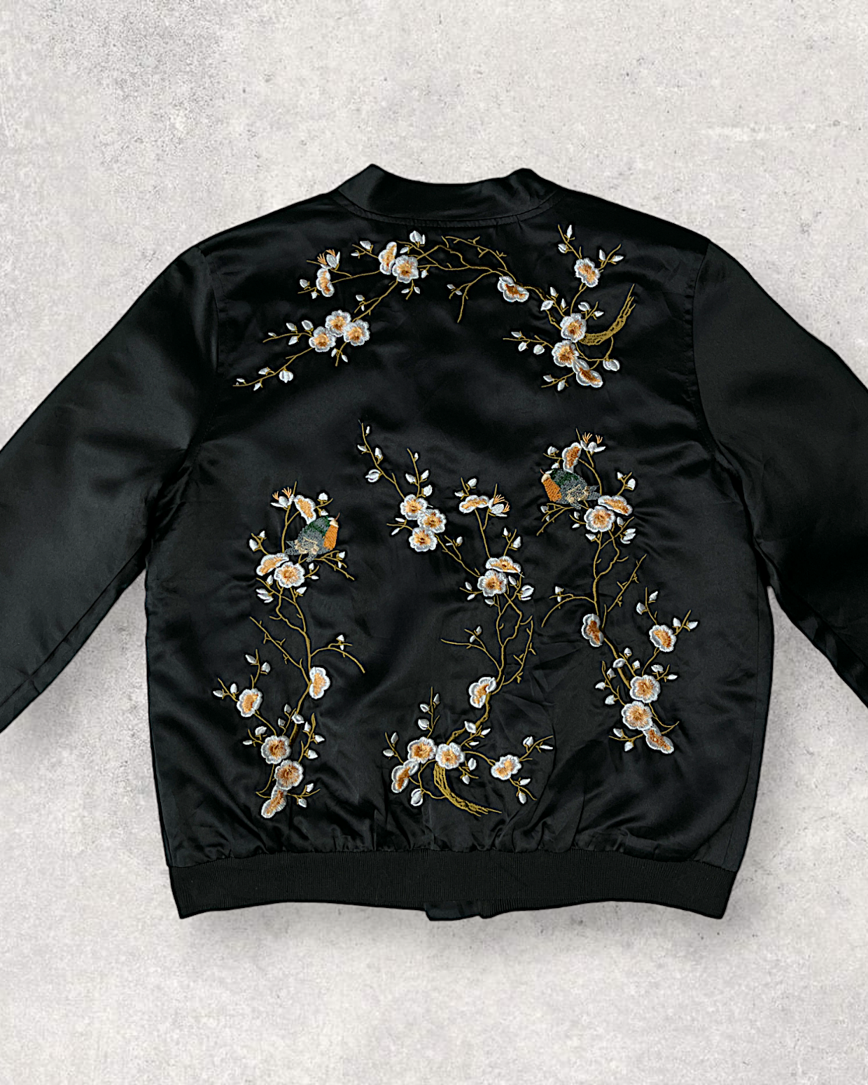 [S] Simple, cute and cool Sukajan that goes with any outfit | Vintage jacket