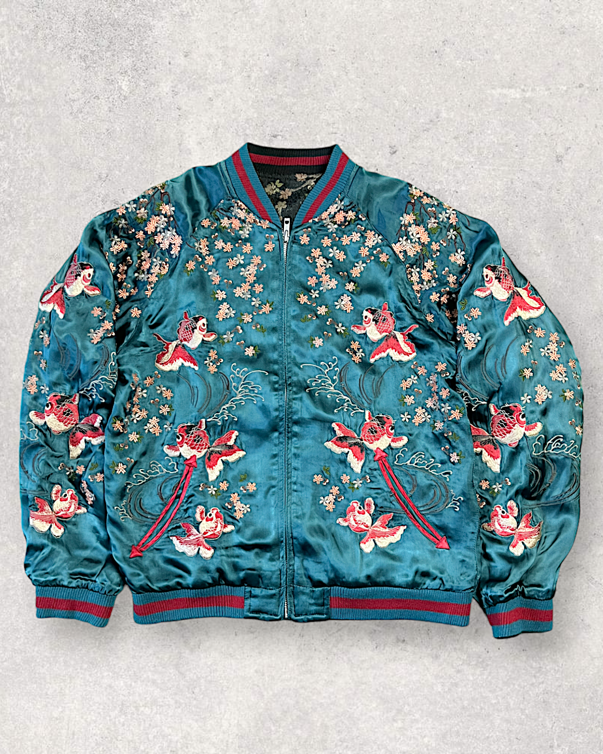 [M] [Blue] Reversible sukajan with austere cherry blossoms and goldfish
