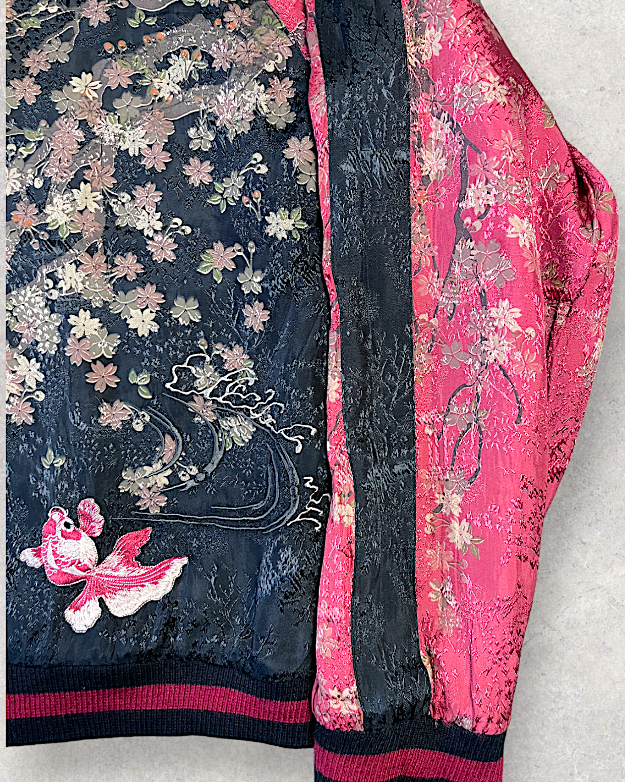 [M] [Blue] Reversible sukajan with austere cherry blossoms and goldfish
