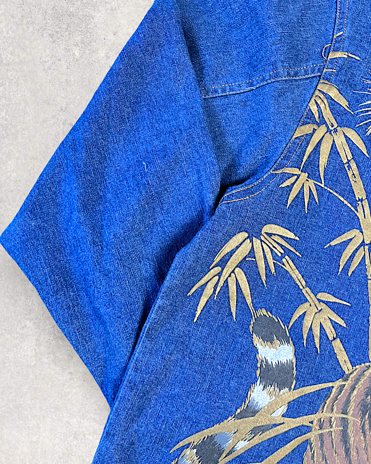 [L][Rare and Bespoke] TKS2 [overwhelming presence] Sukajan Blouson Tiger Tiger  Denim Jacket Embroidery Stretch Stretch Zip-up M-L Equivalent | Vintage