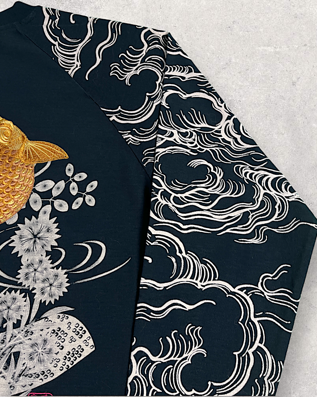 [L]Brand-new KARAKURI TAMASHII embroidery KOI t-shirts | vintage
