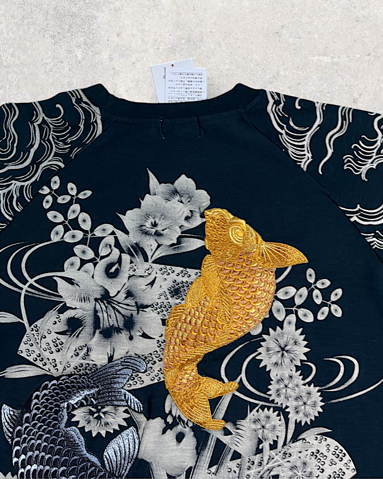 [L]Brand-new KARAKURI TAMASHII embroidery KOI t-shirts | vintage