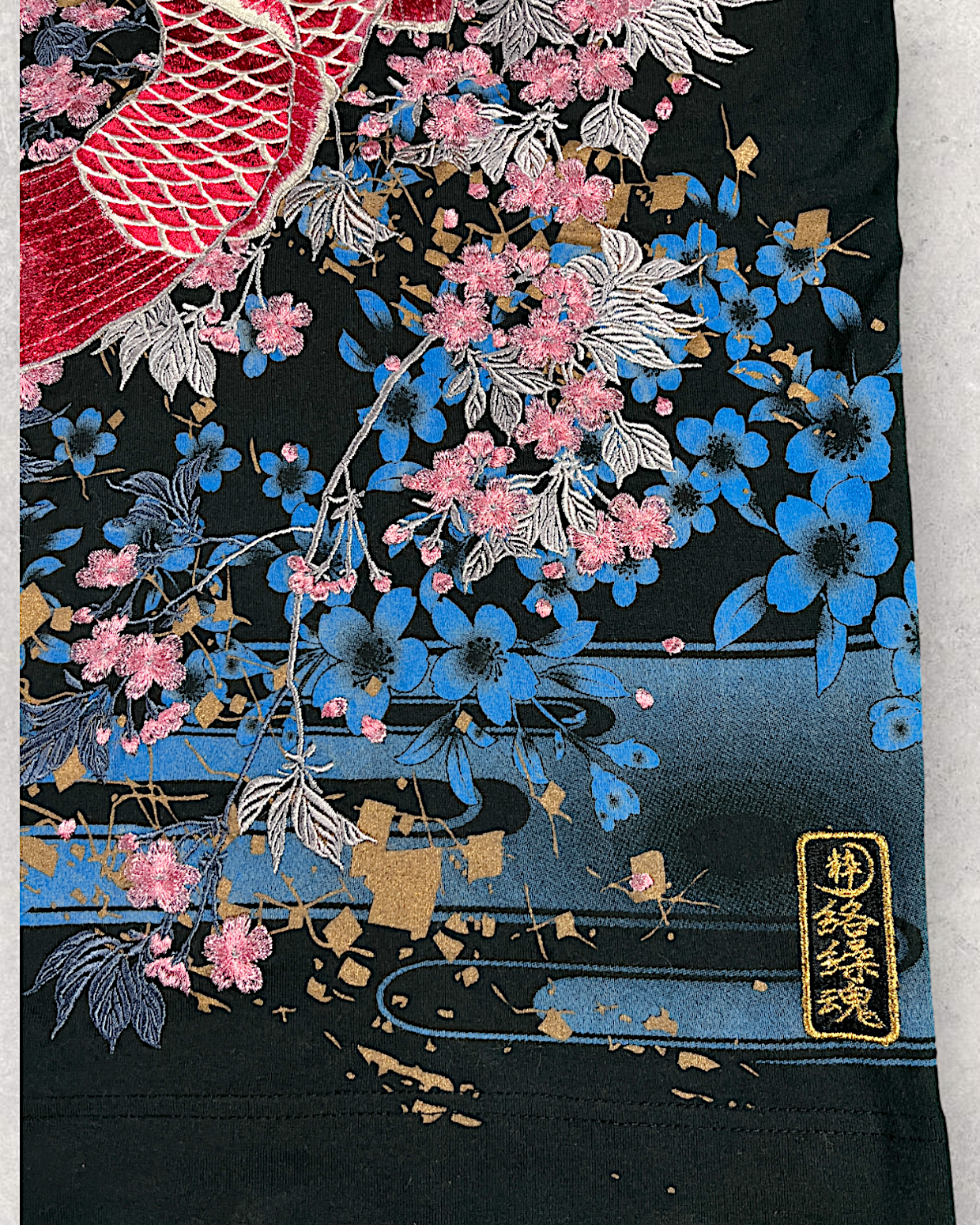 [L] Rare Large Koi embroidery T-shirt | vintage
