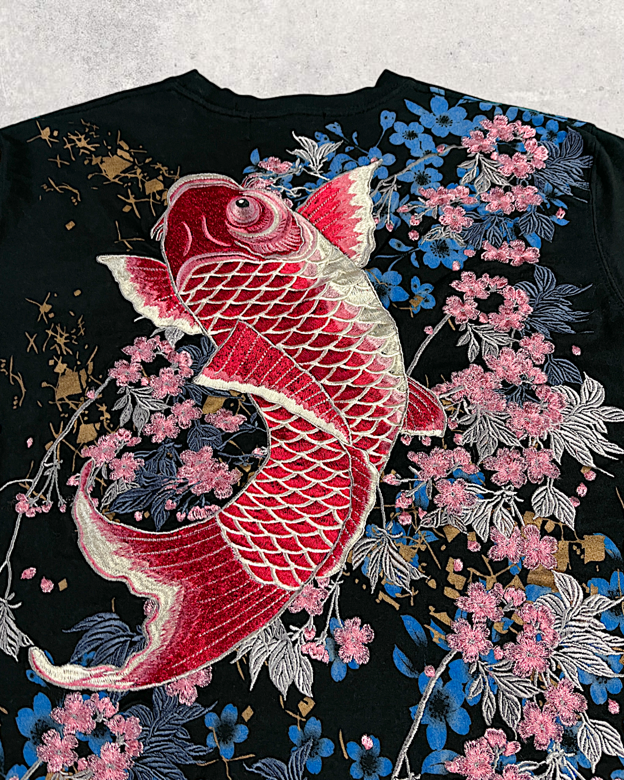 [L] Rare Large Koi embroidery T-shirt | vintage
