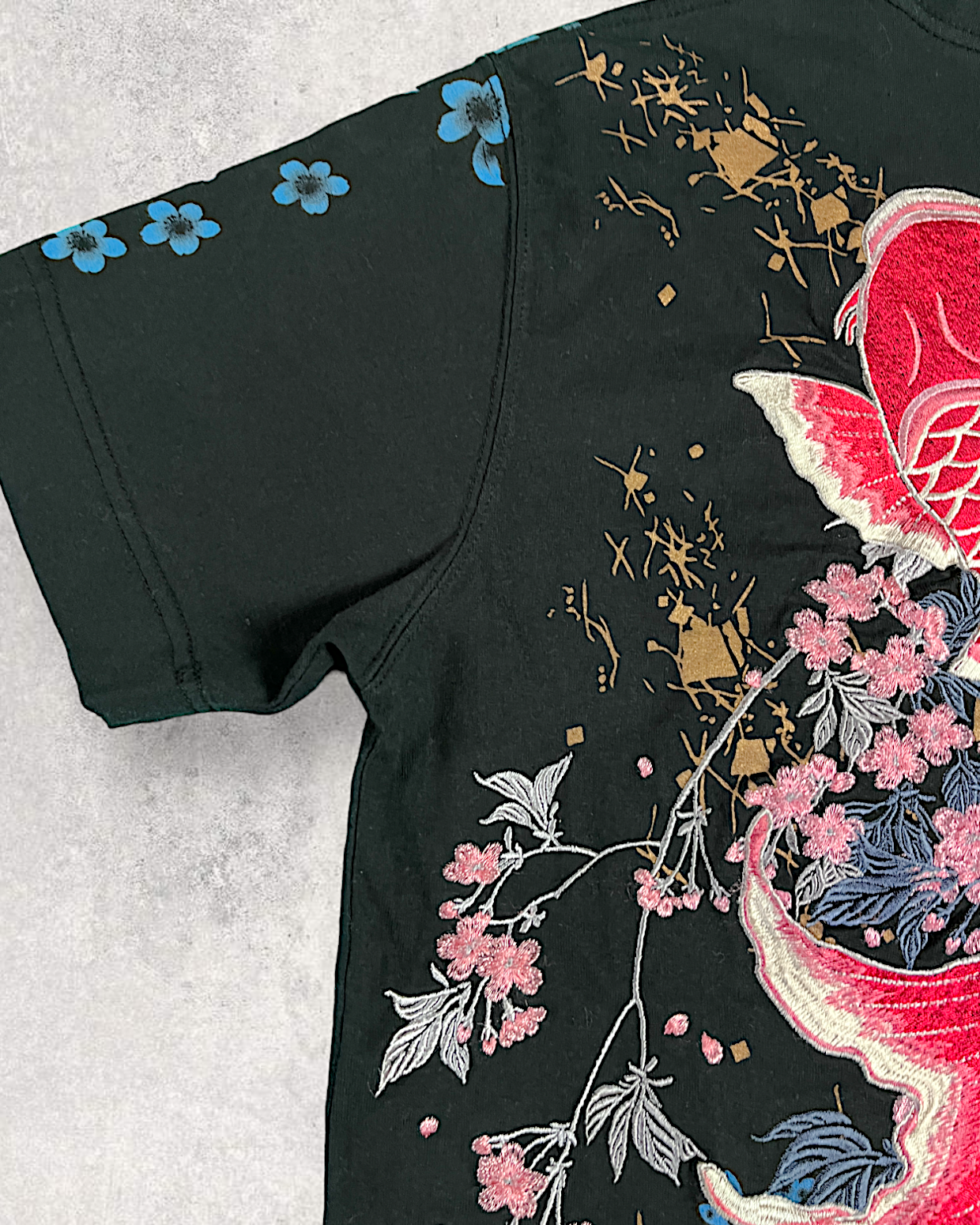 [L] Rare Large Koi embroidery T-shirt | vintage