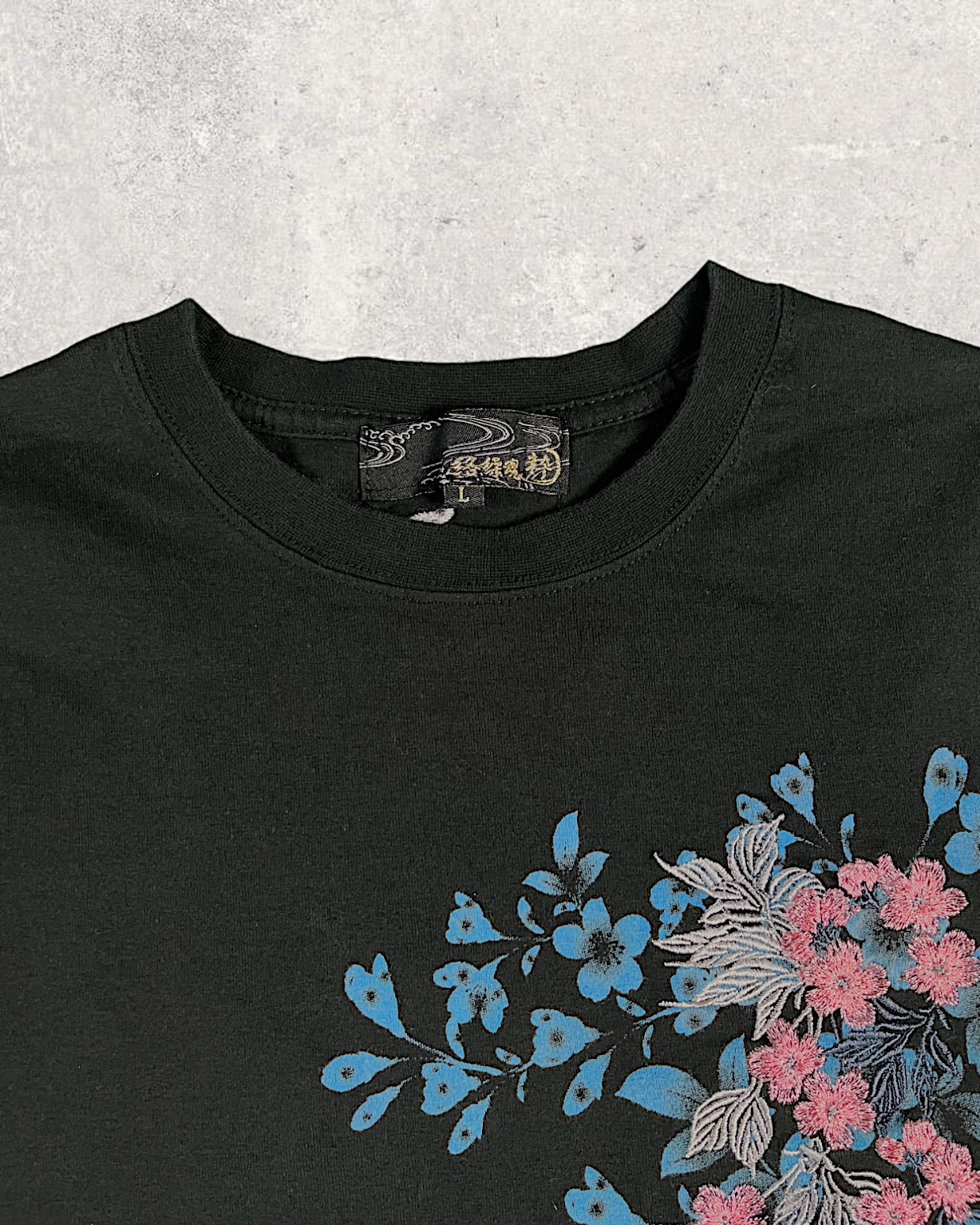 [L] Rare Large Koi embroidery T-shirt | vintage