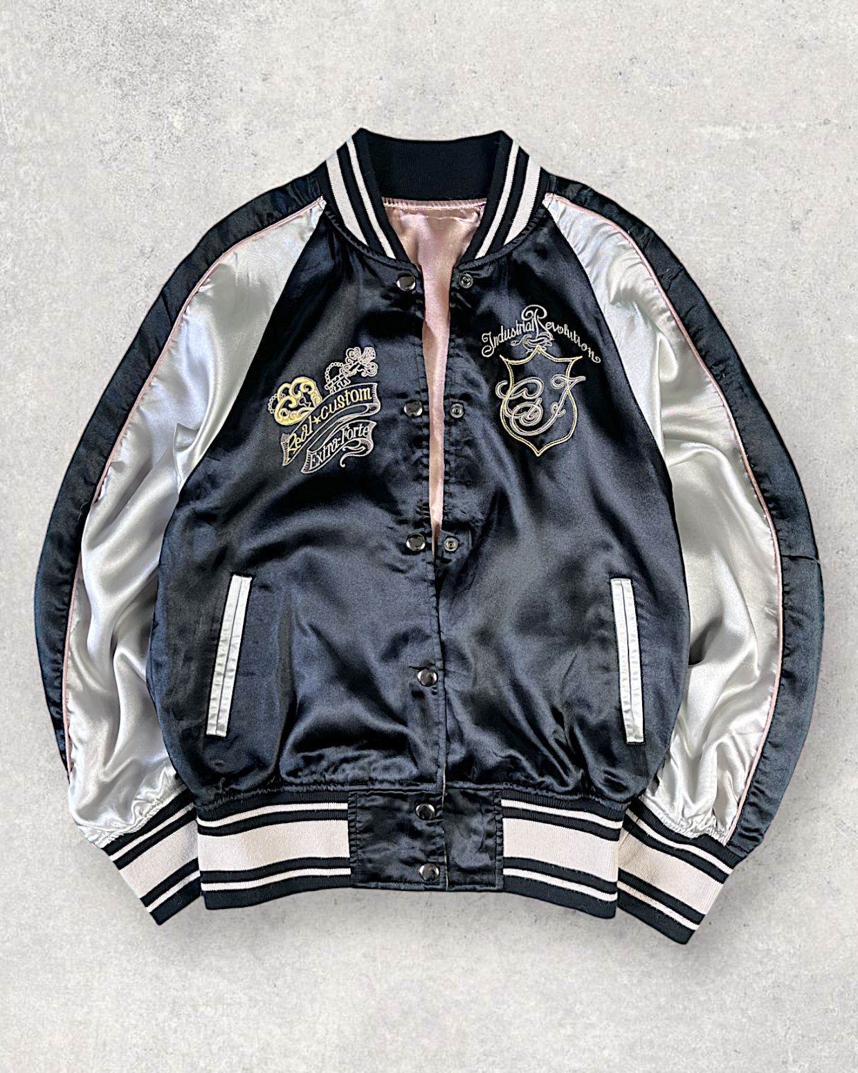 [S] Buttoned leaver astringent jacket that fits any coordinates | Vintage jacket