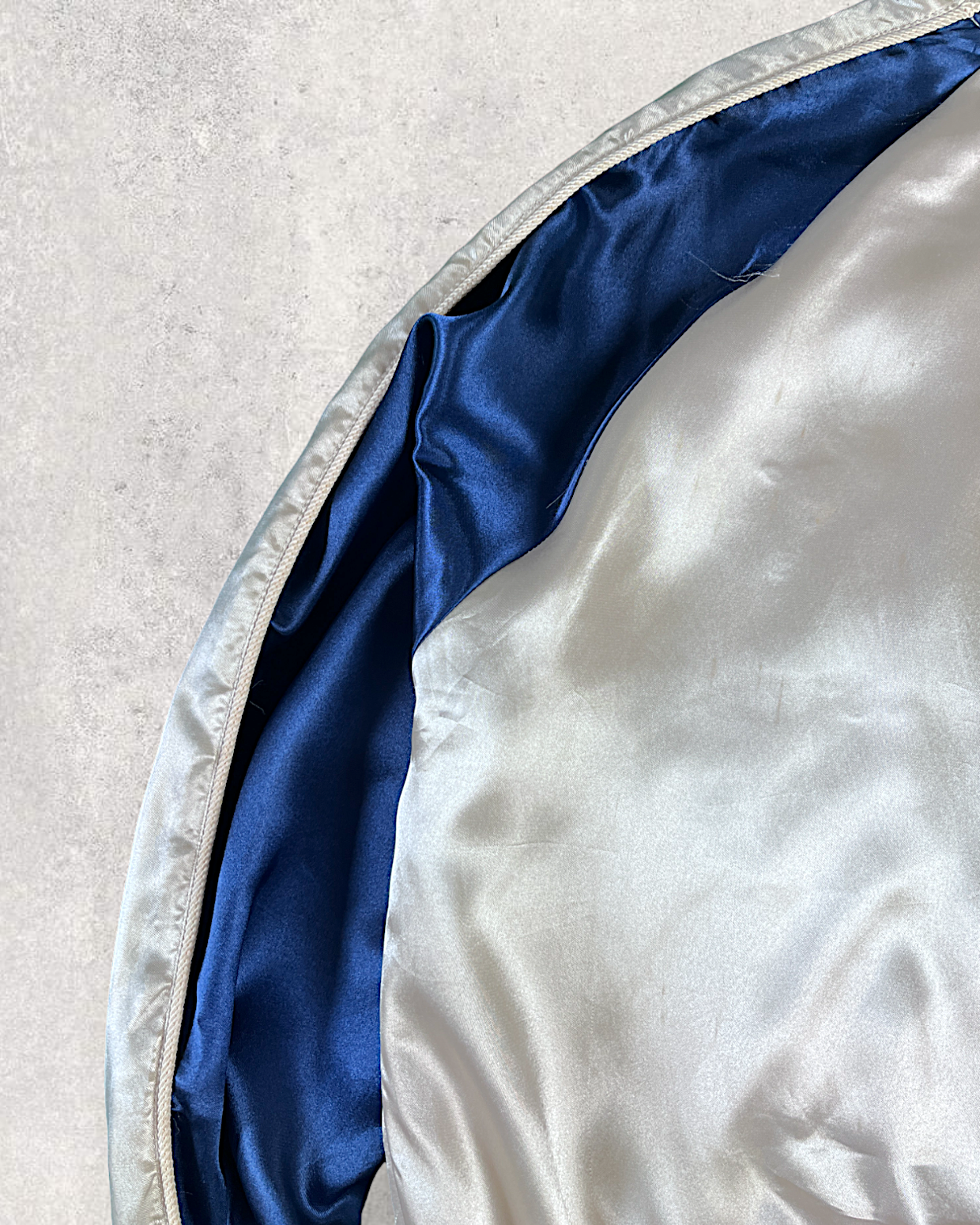 [S or M] Very pretty design with lovely coloring sukajan | Vintage jacket
