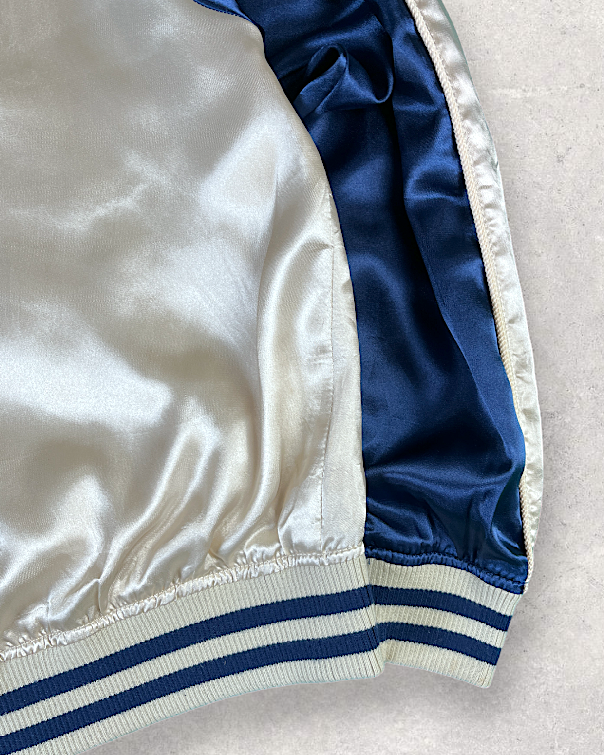 [S or M] Very pretty design with lovely coloring sukajan | Vintage jacket