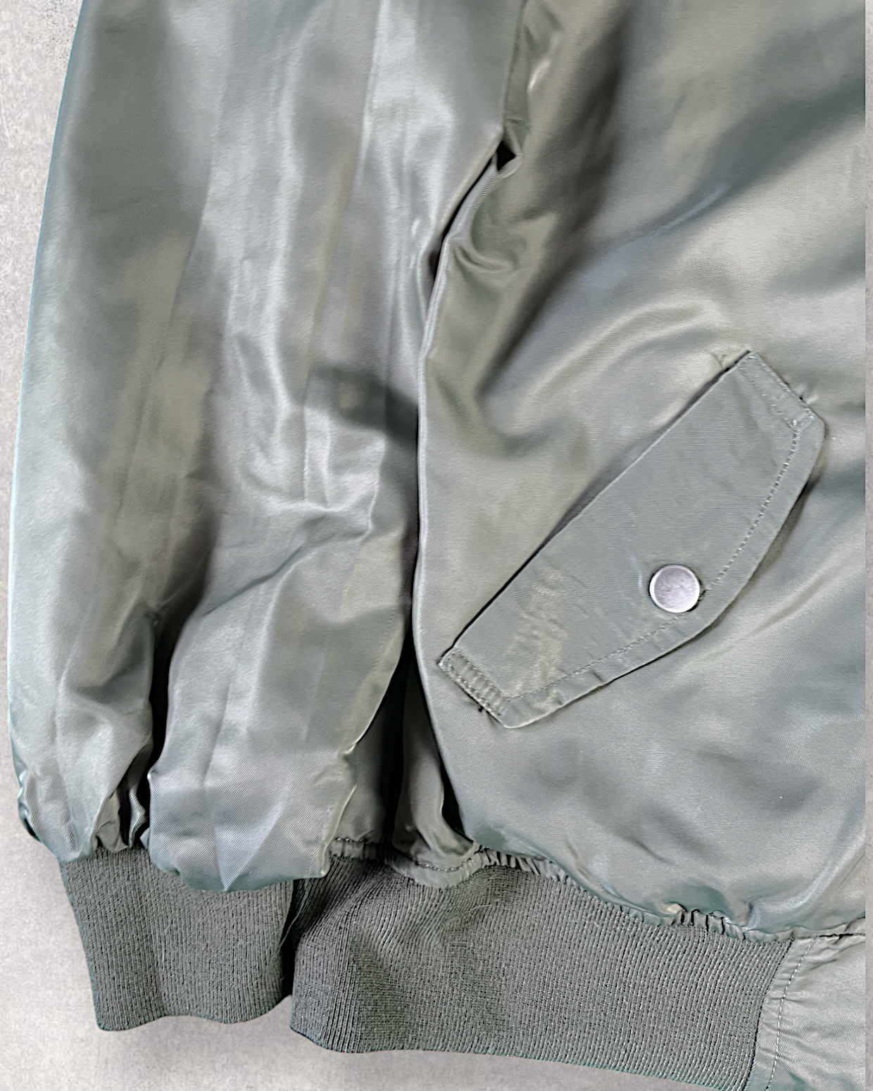 [S] Flight jacket with pretty flowers and any coordinates | Vintage jacket