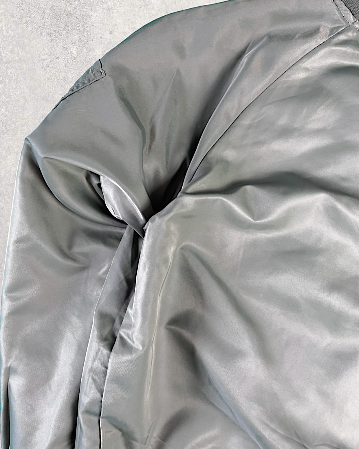 [S] Flight jacket with pretty flowers and any coordinates | Vintage jacket