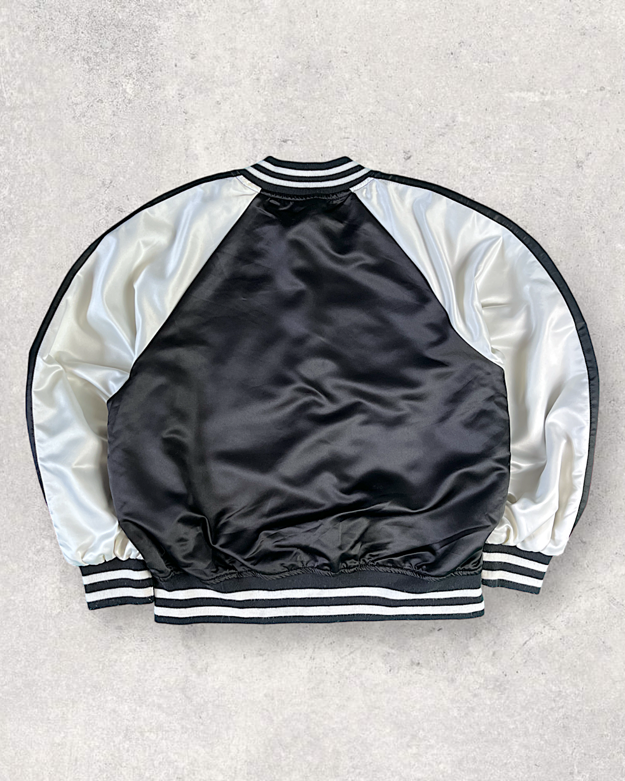 [S] Flight jacket with pretty flowers and any coordinates | Vintage jacket