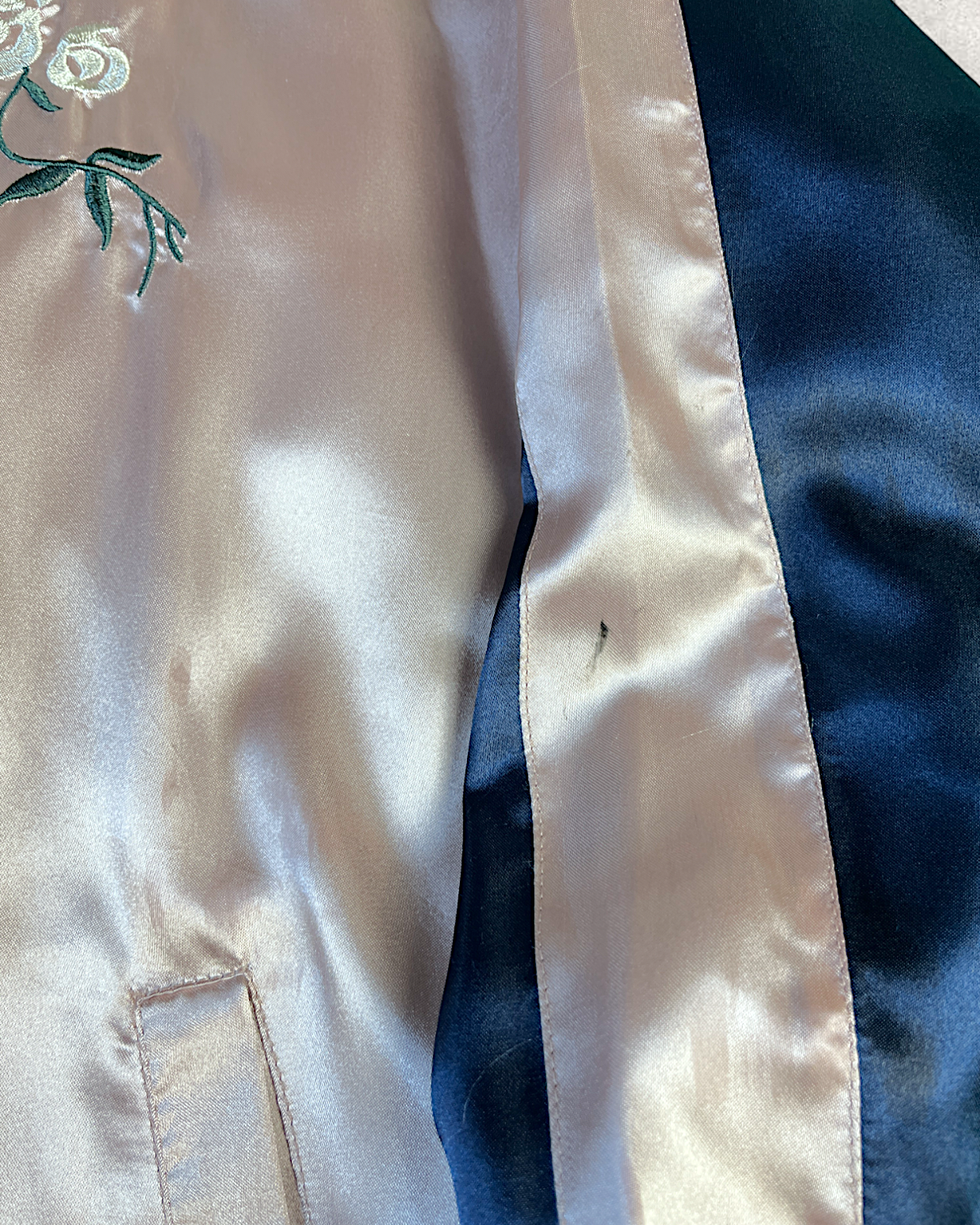 Thin jacket perfect for early spring and not to be worn by others | Vintage jacket