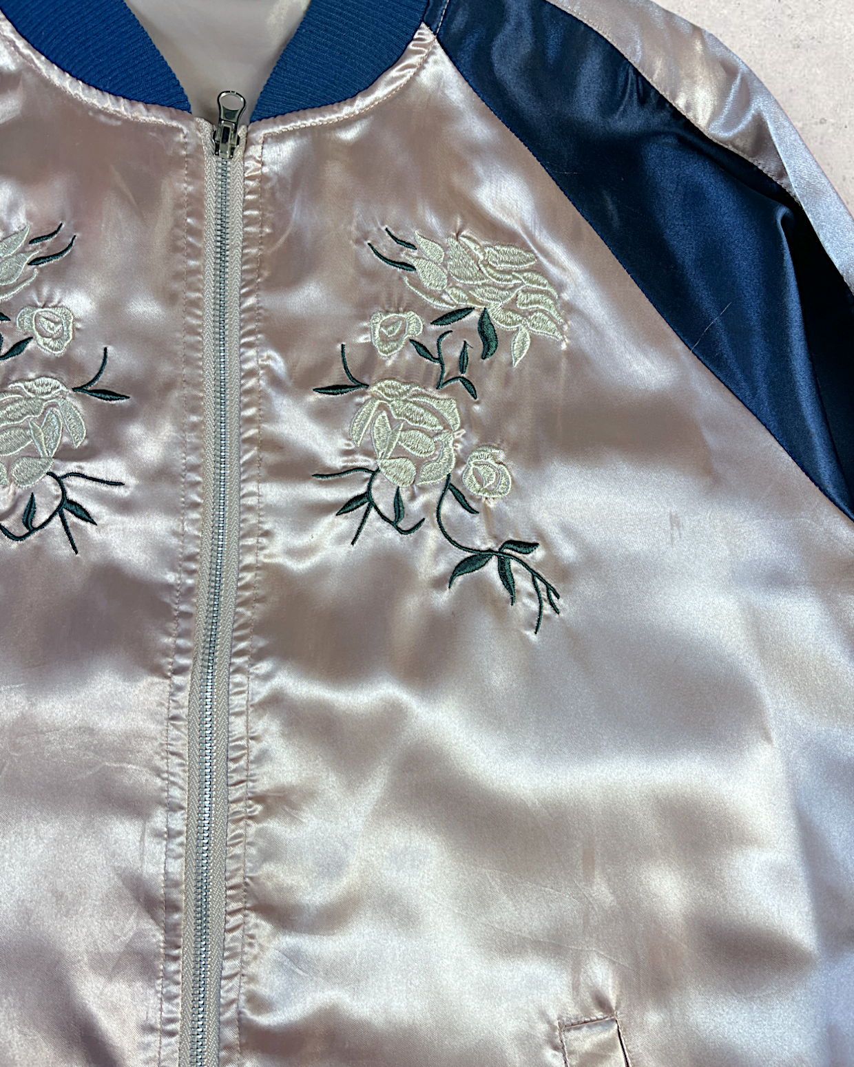 Thin jacket perfect for early spring and not to be worn by others | Vintage jacket