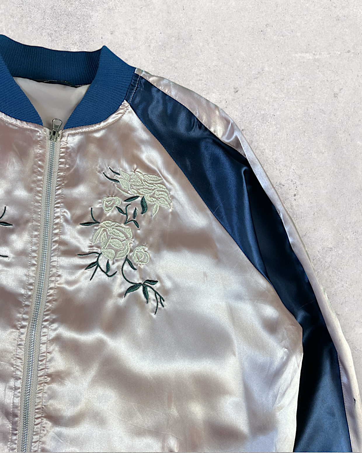 Thin jacket perfect for early spring and not to be worn by others | Vintage jacket