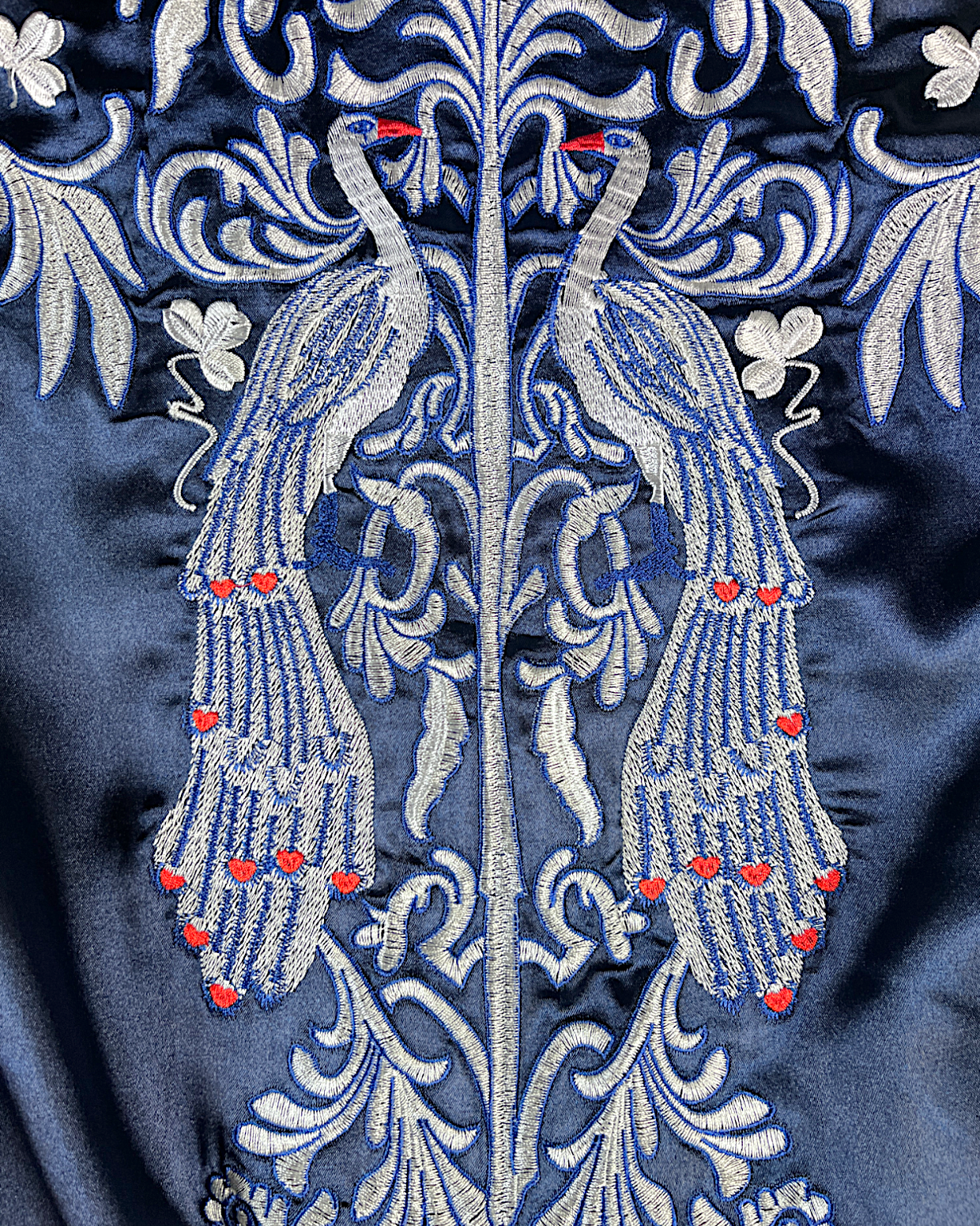 [M] Nice navy blue feature bird and distinctive design on the back | Vintage jacket