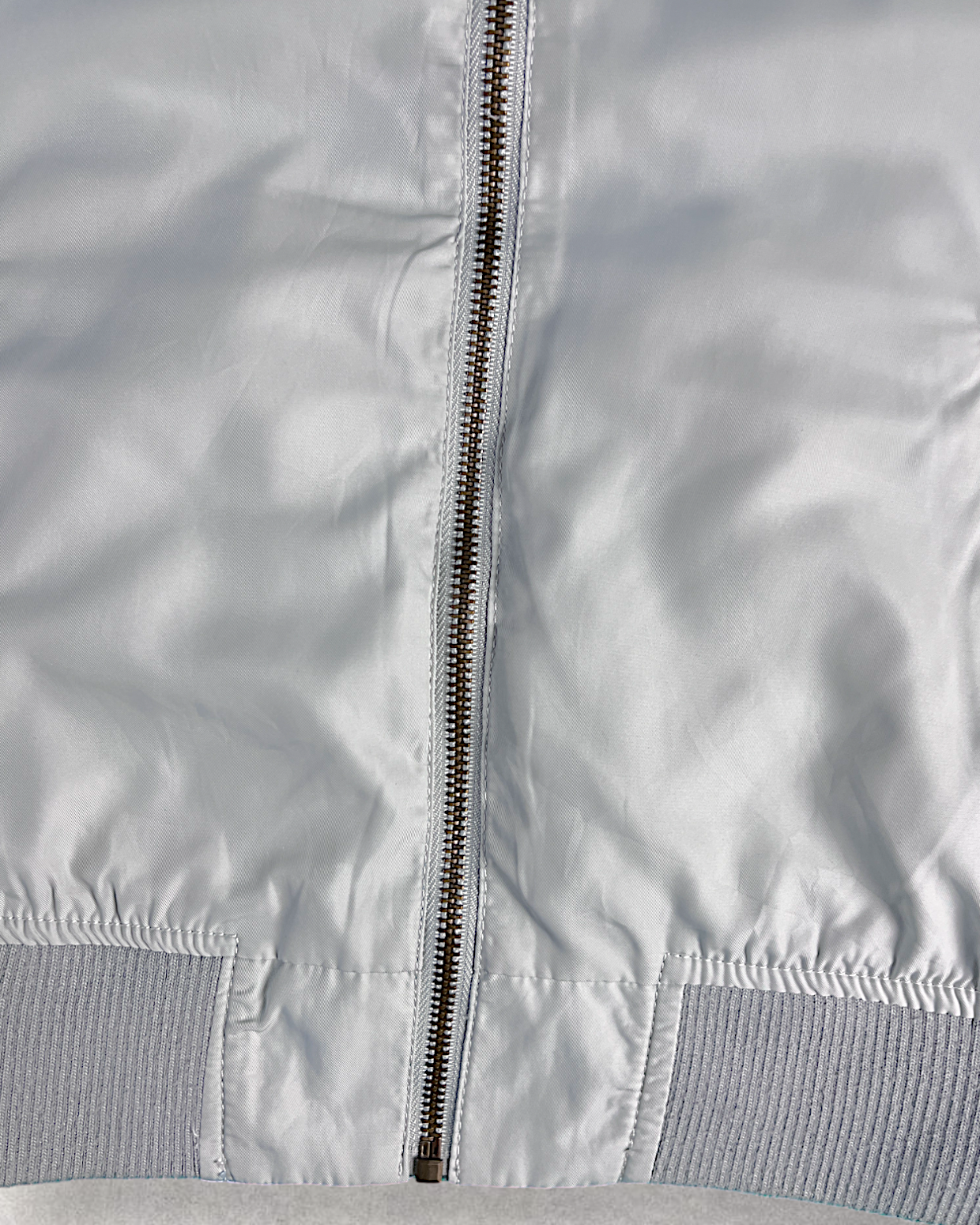 [S] Flight jackets with colors perfect for spring and suitable for any kind of coordination. | Vintage sukajan