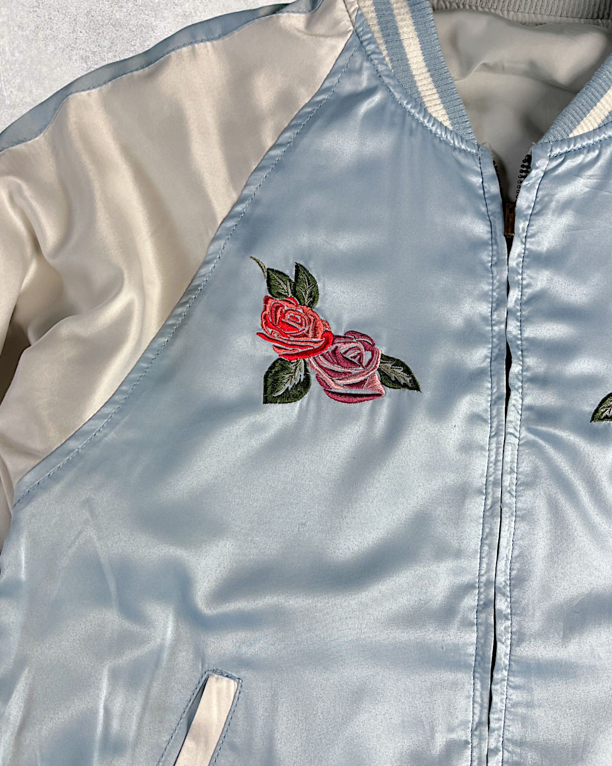 [S] Flight jackets with colors perfect for spring and suitable for any kind of coordination. | Vintage sukajan
