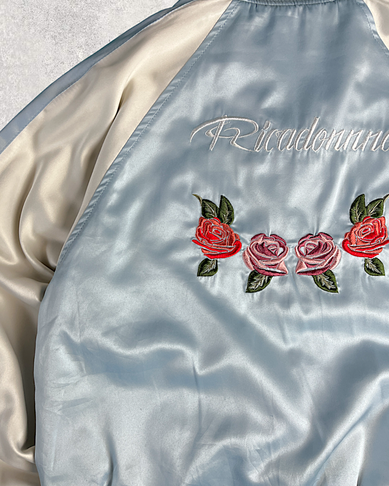 [S] Flight jackets with colors perfect for spring and suitable for any kind of coordination. | Vintage sukajan